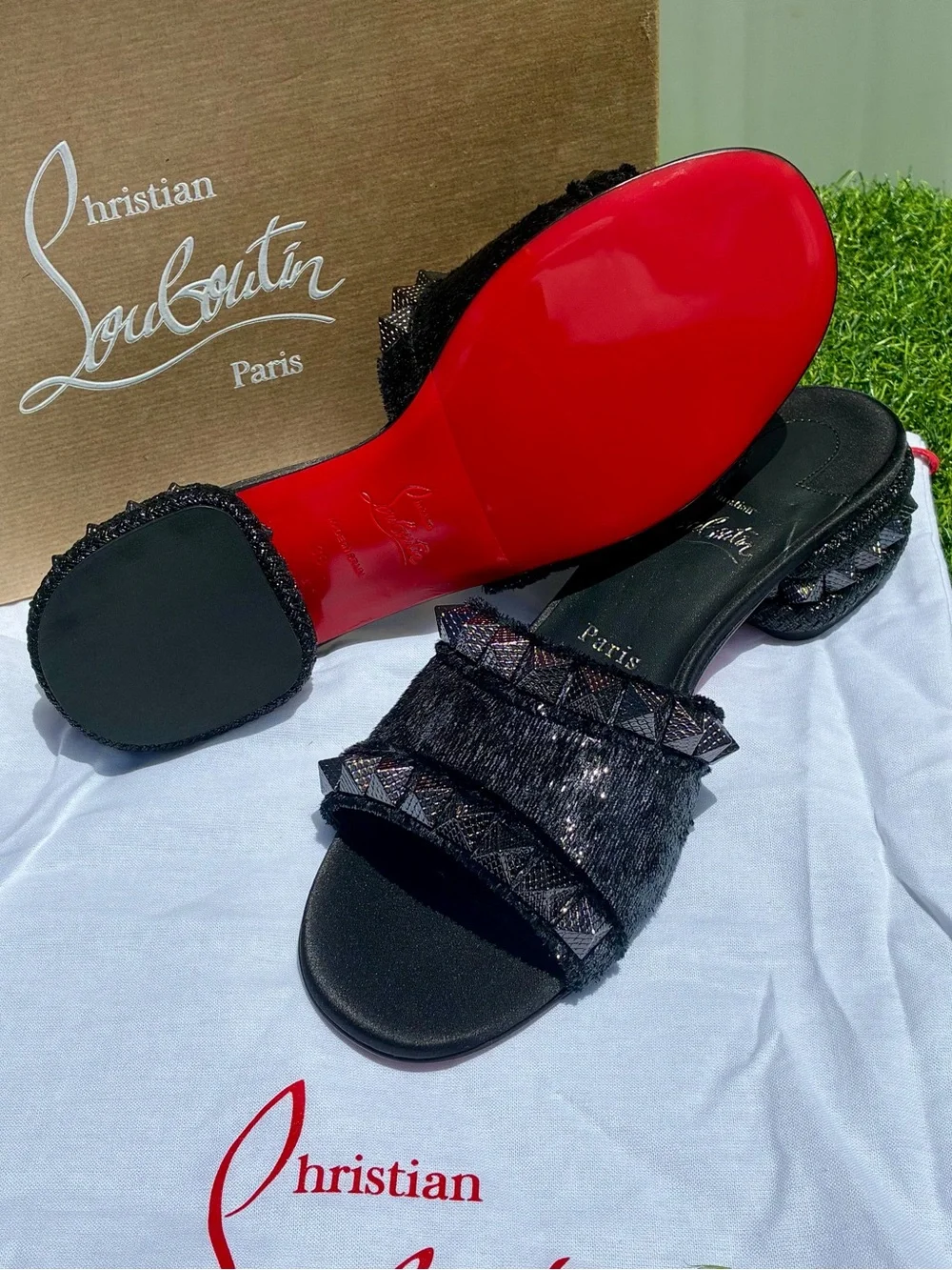 CHRISTIAN LOUBOUTIN PYRAMULE 30 SLIDE MULE SANDAL BLACK VELVET METAL STUDS SZ 38